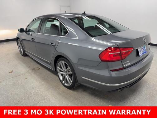2016 Volkswagen Passat 1.8T R-Line