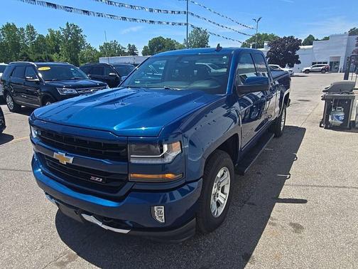 Deep Ocean Blue Metallic 2019 Chevrolet Silverado 1500 2LT