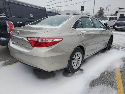 2017 Toyota Camry Hybrid LE