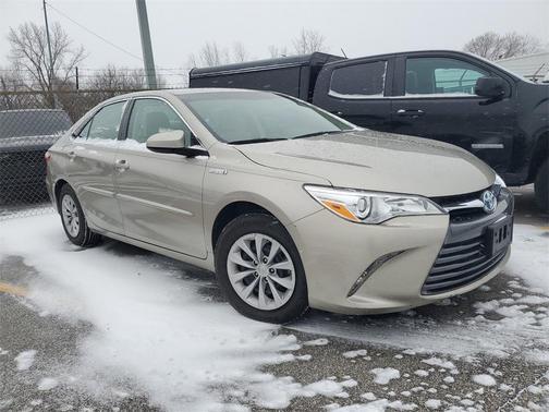 2017 Toyota Camry Hybrid LE