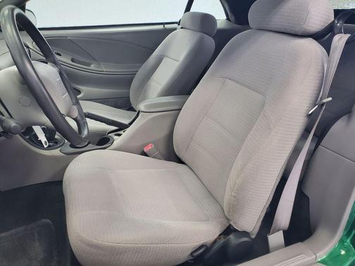 2000 Ford Mustang Base