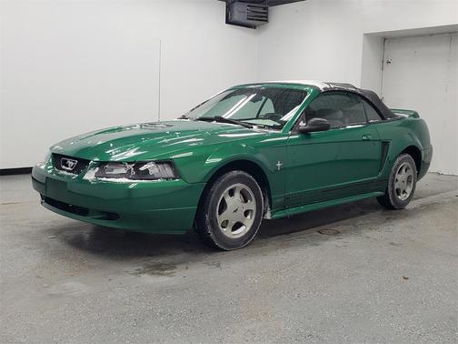 2000 Ford Mustang Base