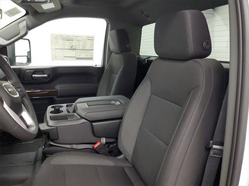 2025 GMC Sierra 2500 SLE