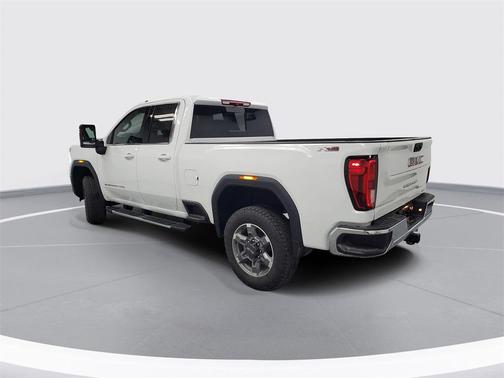 2026 GMC Sierra 2500 SLE