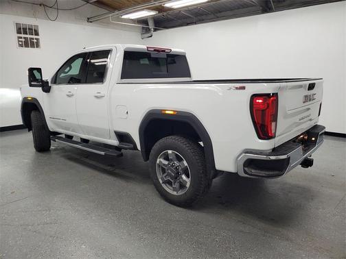2026 GMC Sierra 2500 SLE
