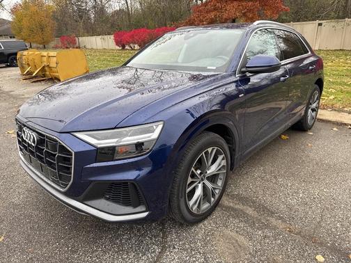 2022 Audi Q8 quattro