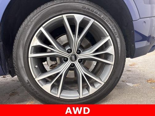 2022 Audi Q8 quattro