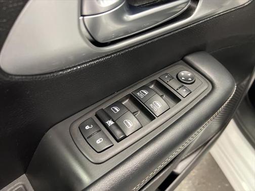 2023 Chrysler Pacifica Touring