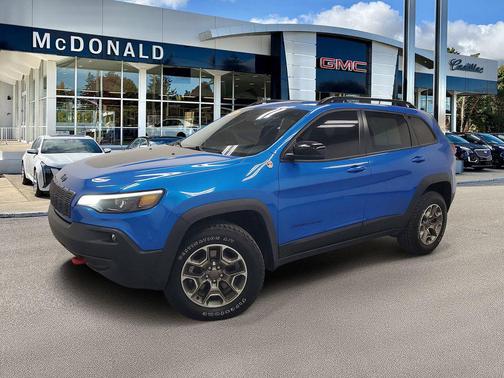 Hydro Blue Pearlcoat 2022 Jeep Cherokee Trailhawk
