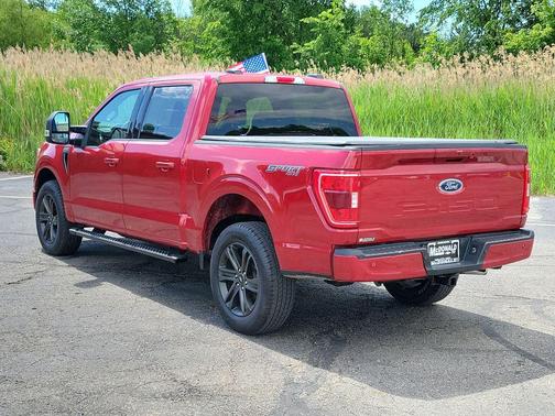 Rapid Red Metallic Tinted Clearcoat 2021 Ford F-150 XLT