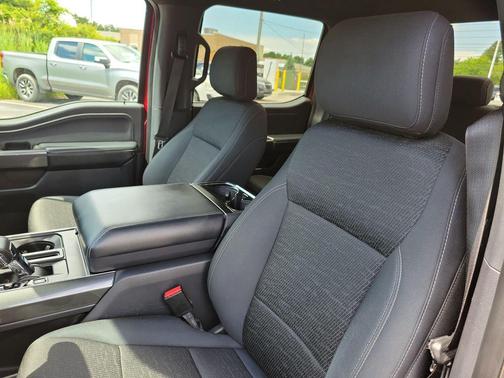 Rapid Red Metallic Tinted Clearcoat 2021 Ford F-150 XLT
