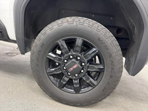 2024 GMC Sierra 2500 AT4