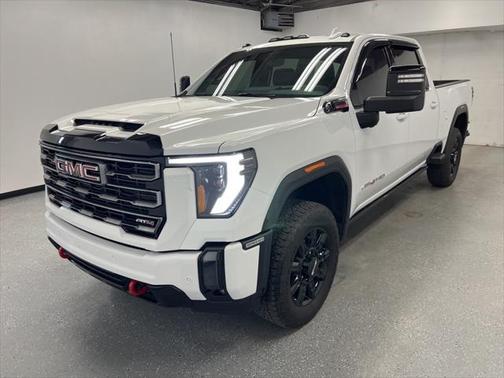 2024 GMC Sierra 2500 AT4