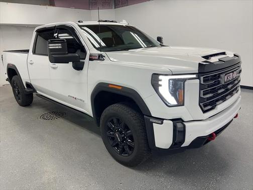 2024 GMC Sierra 2500 AT4