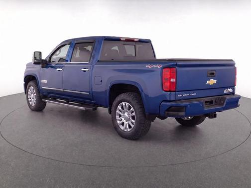 Deep Ocean Blue Metallic 2015 Chevrolet Silverado 2500 High Country