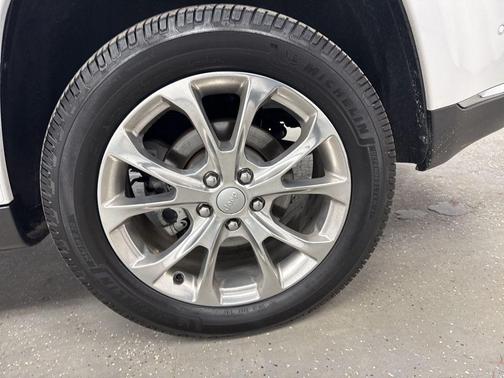 2020 Jeep Grand Cherokee Summit