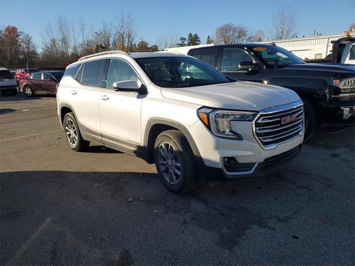 2022 GMC Terrain SLT