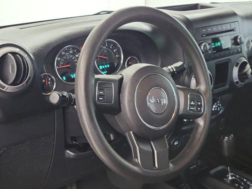 True Blue Pearlcoat 2013 Jeep Wrangler Unlimited Sport
