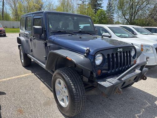 True Blue Pearlcoat 2013 Jeep Wrangler Unlimited Sport