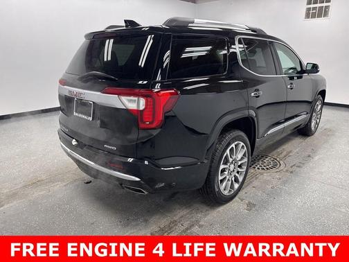 2022 GMC Acadia Denali