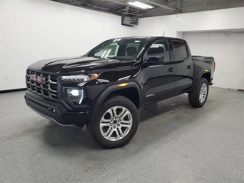 2025 GMC Canyon Base