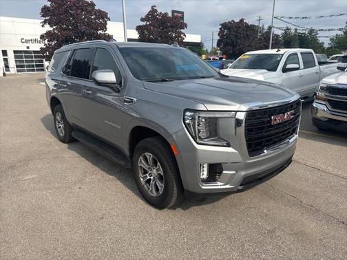 2023 GMC Yukon SLE
