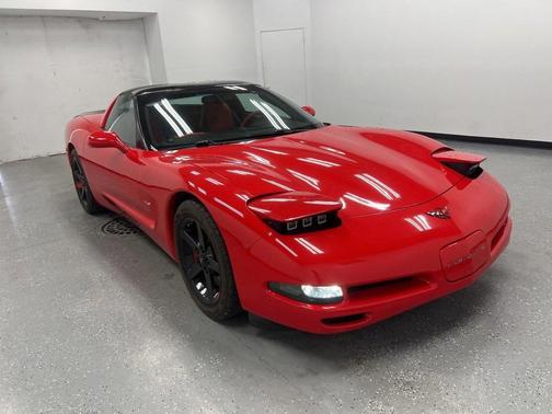 2004 Chevrolet Corvette Base