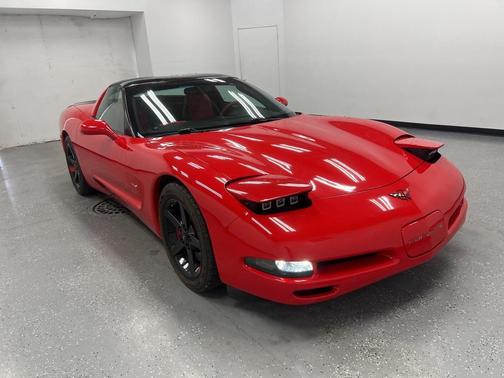 2004 Chevrolet Corvette Base