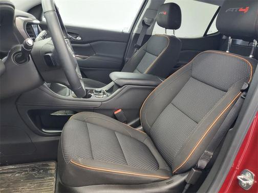 2023 GMC Acadia AWD AT4