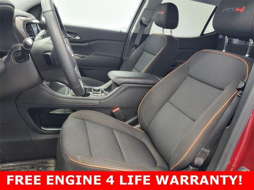 2023 GMC Acadia AWD AT4