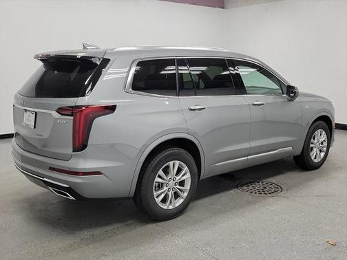 2025 Cadillac XT6 Luxury FWD