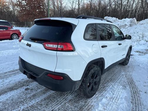 2018 Jeep Cherokee Sport