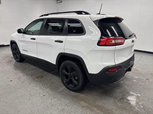 2018 Jeep Cherokee Sport