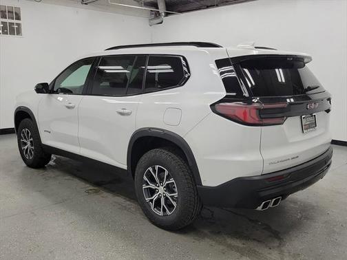 2025 GMC Acadia AWD AT4