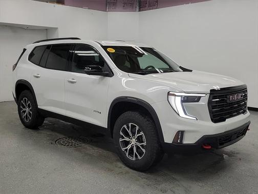2025 GMC Acadia AWD AT4