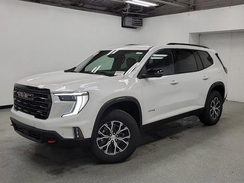 2025 GMC Acadia AWD AT4