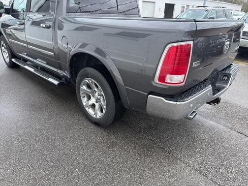 2016 RAM 1500 Laramie