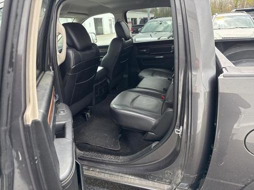 2016 RAM 1500 Laramie