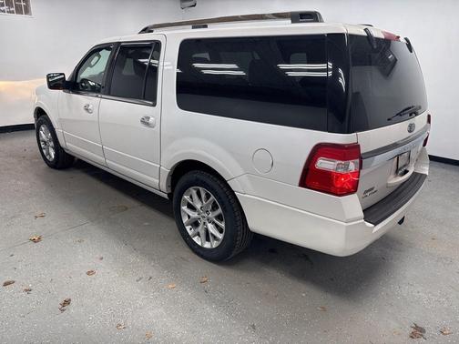 White 2017 Ford Expedition EL Limited