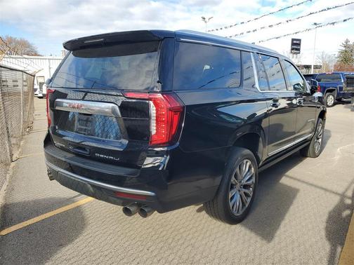 2021 GMC Yukon XL Denali