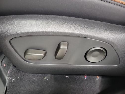2025 GMC Acadia AWD AT4