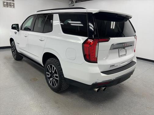 2022 GMC Yukon 4WD AT4