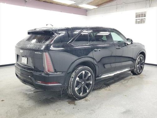 2025 Cadillac Escalade IQ Sport 2
