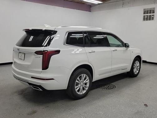 2025 Cadillac XT6 Luxury AWD