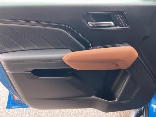 2023 GMC Canyon Base