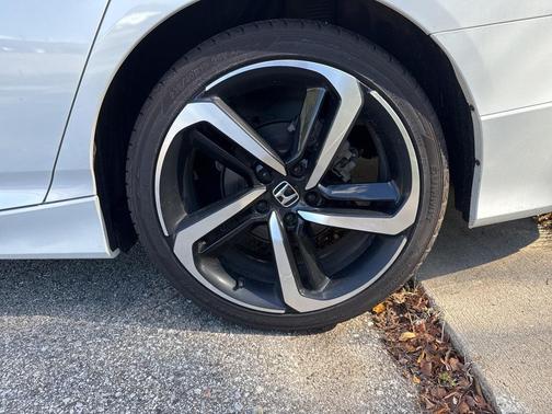 2022 Honda Accord Hybrid Base