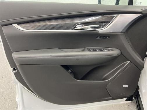 2023 Cadillac XT6 Sport AWD