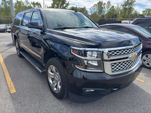 2017 Chevrolet Suburban LT