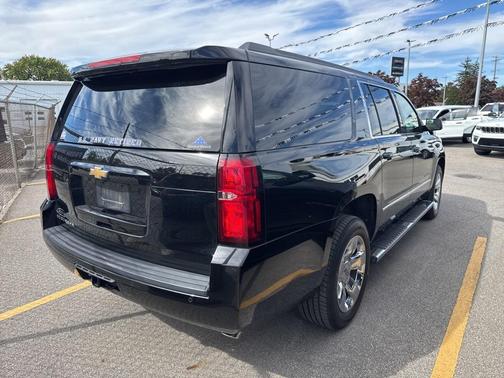2017 Chevrolet Suburban LT