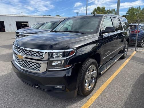 2017 Chevrolet Suburban LT